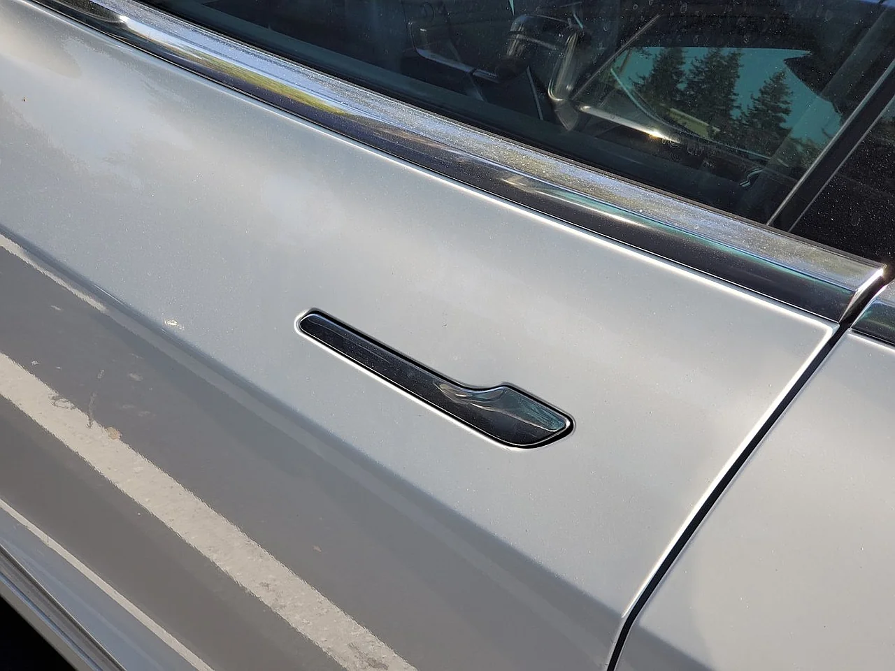 Nuevas normas de seguridad podrían implementarse en EE. UU. debido a las manijas de las puertas de Tesla