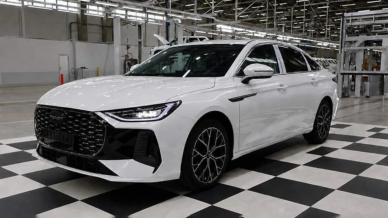 Toyota заводида янги давр: Тенет A8 бизнес-седанлари ишлаб чиқарила бошланди