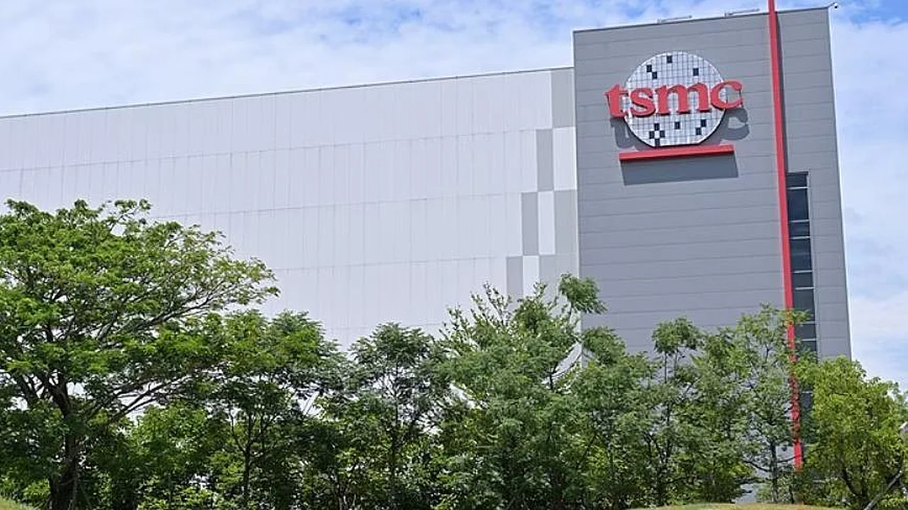 TSMC rekord darajadagi daromadga qaramay aksiyalari tushib ketishiga duch keldi