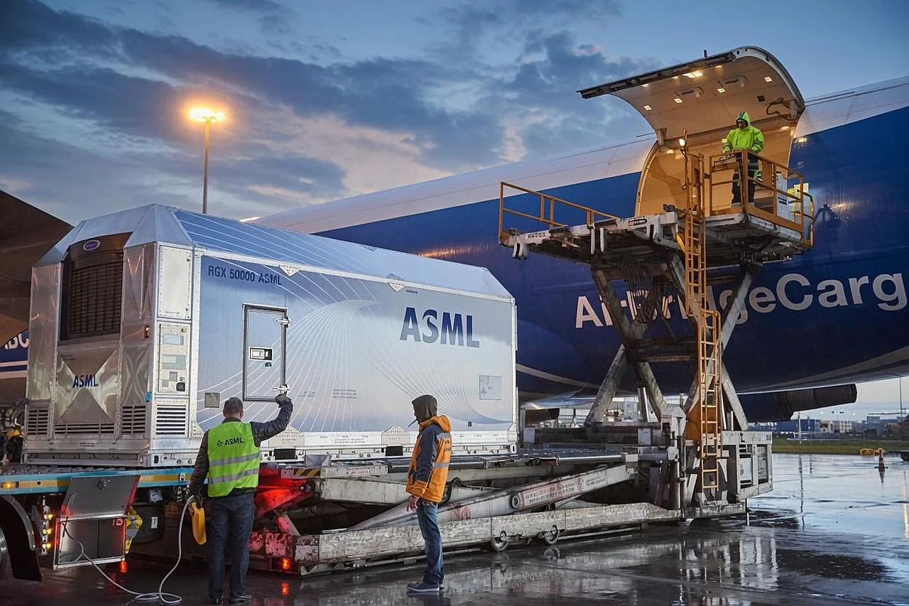 Zeiss Expands Production: A Crucial Step for ASML