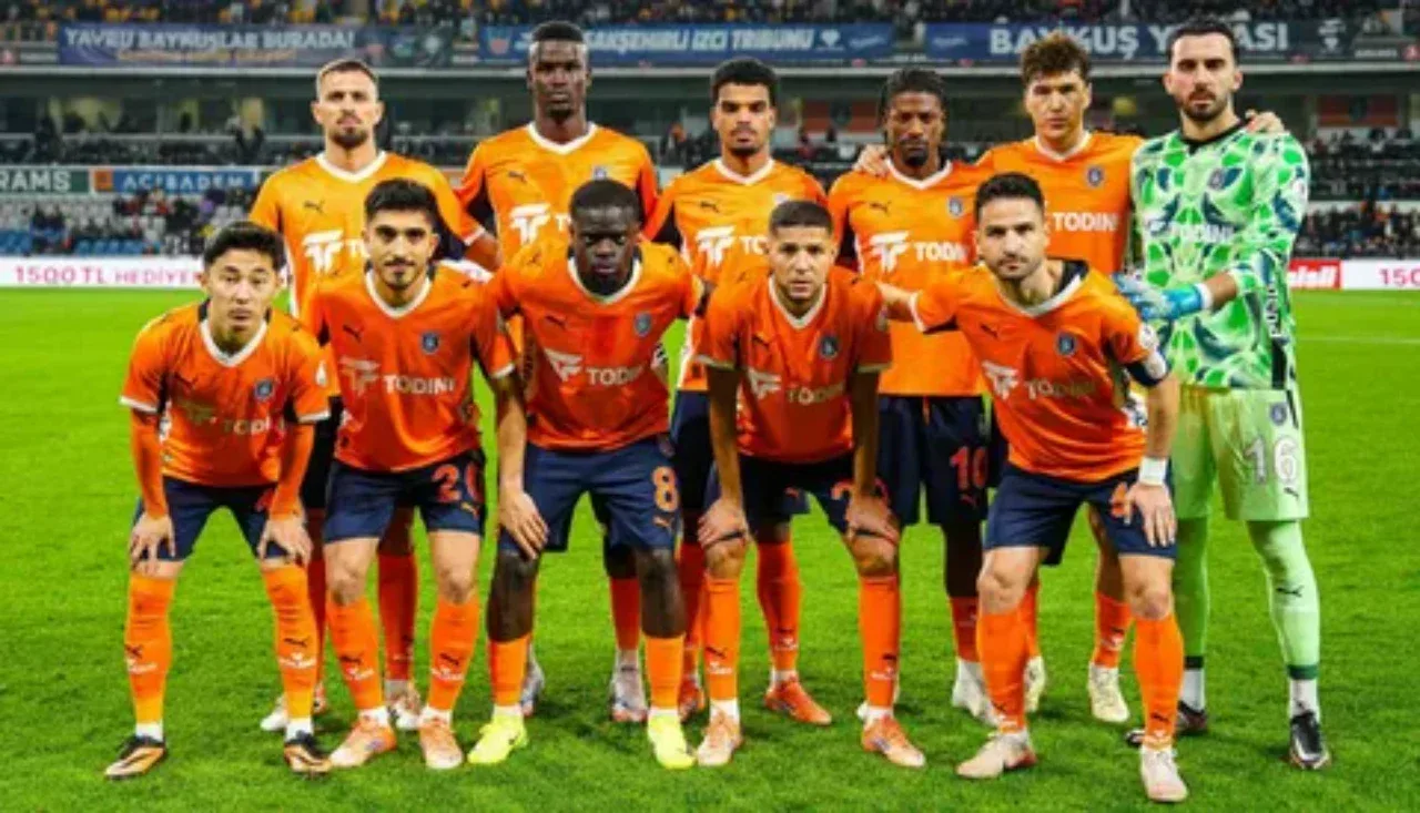 Başakşehir - Kasımpaşa : Shomurodov et Fayzullayev titulaires ?