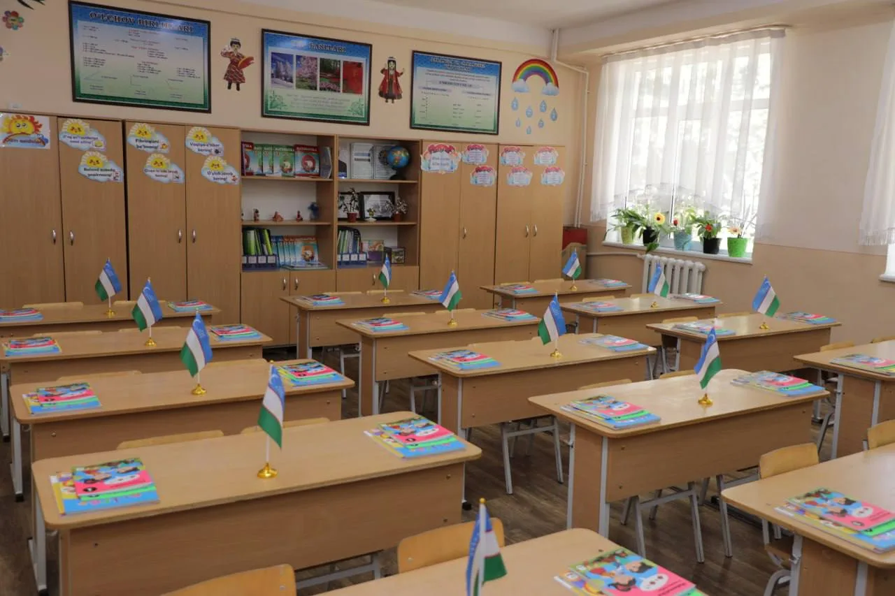 35 йилда Ўзбекистонда мактаблар сони қанча кўпайди?