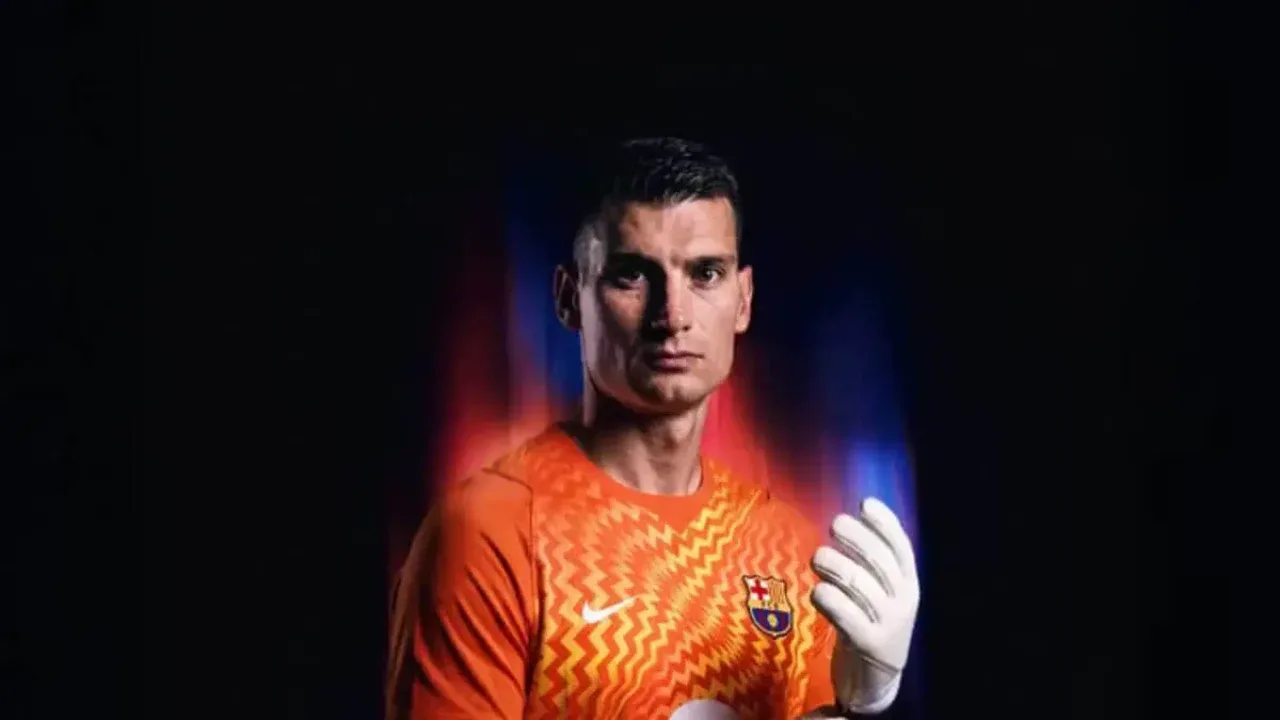 137 clean sheets: Dominik Livaković will now guard the Barcelona goal