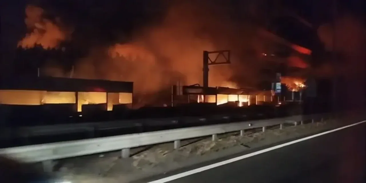Explosion dévastatrice près de Kiev : un dépôt de munitions en feu fait 27 morts