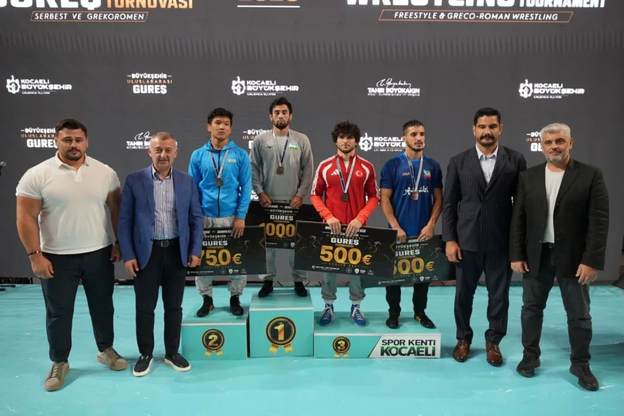  Разамбек Джамалов ва Ғуломжон Абдуллаев Кожаэлида чемпион бўлди!