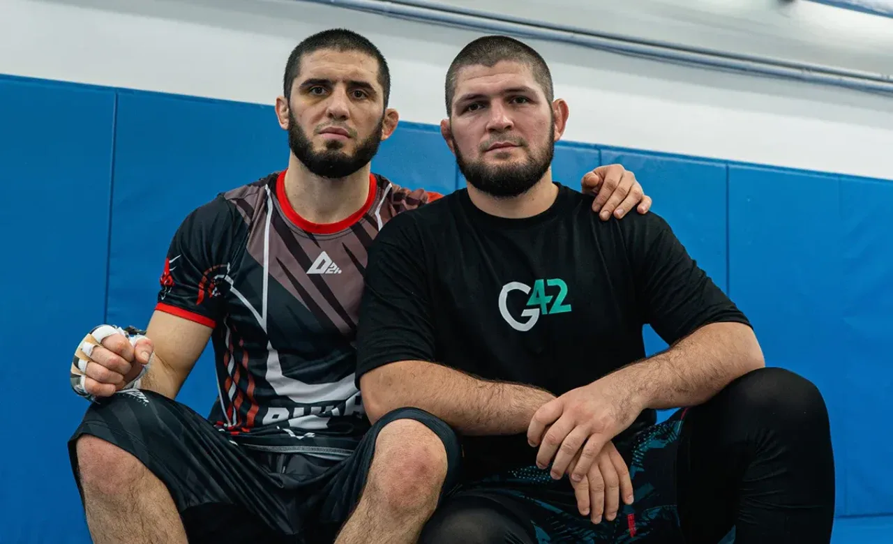 Two Legends of Abdulmanap’s School: The Records Achieved by Xabib and Islom