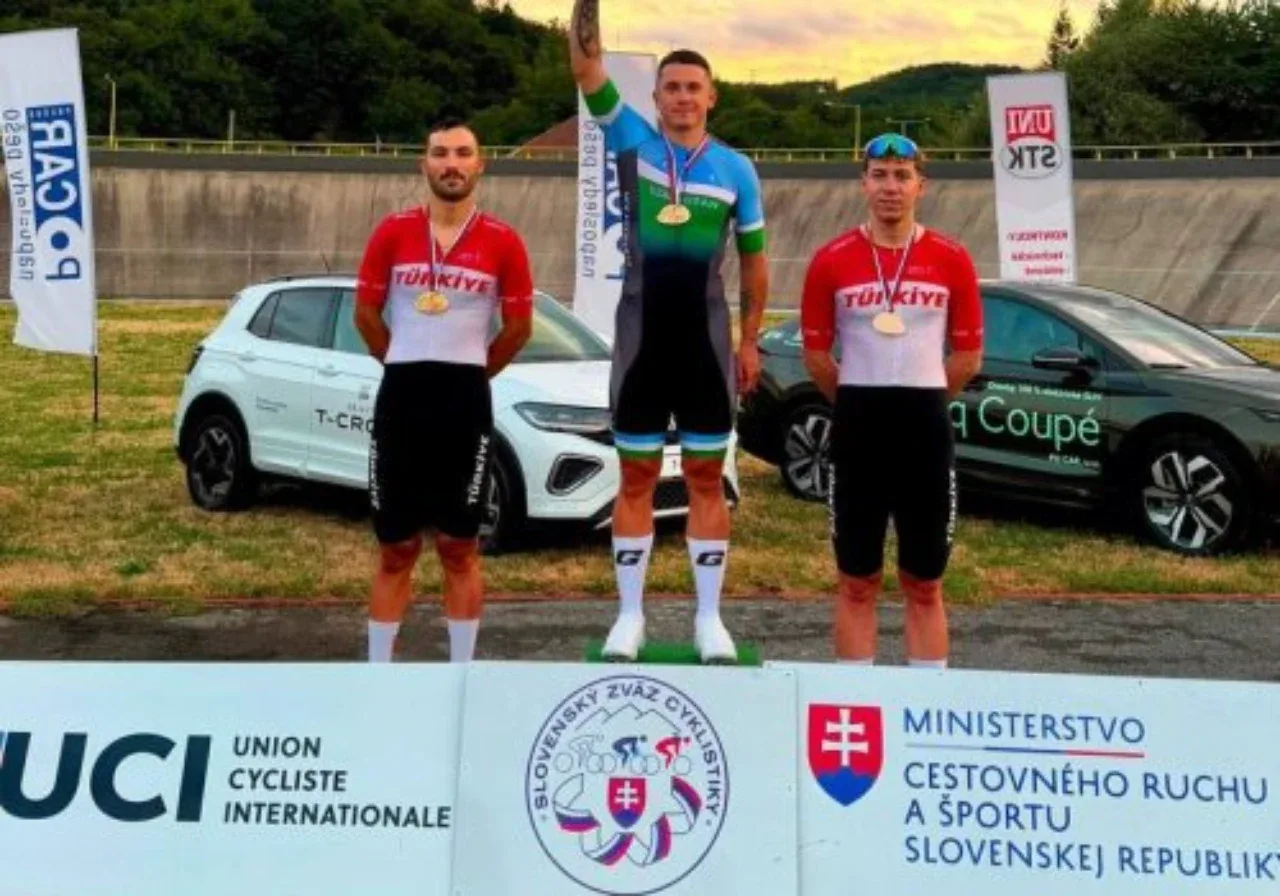 Usbekischer Bahnradfahrer gewinnt 3 Medaillen bei internationalem Turnier