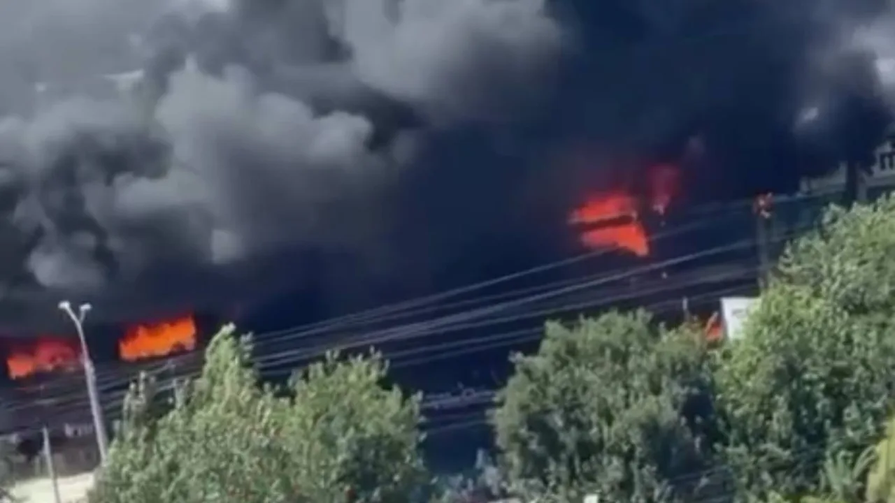 Horror: Video of a major fire, with black smoke engulfing the sky, spreads across social media