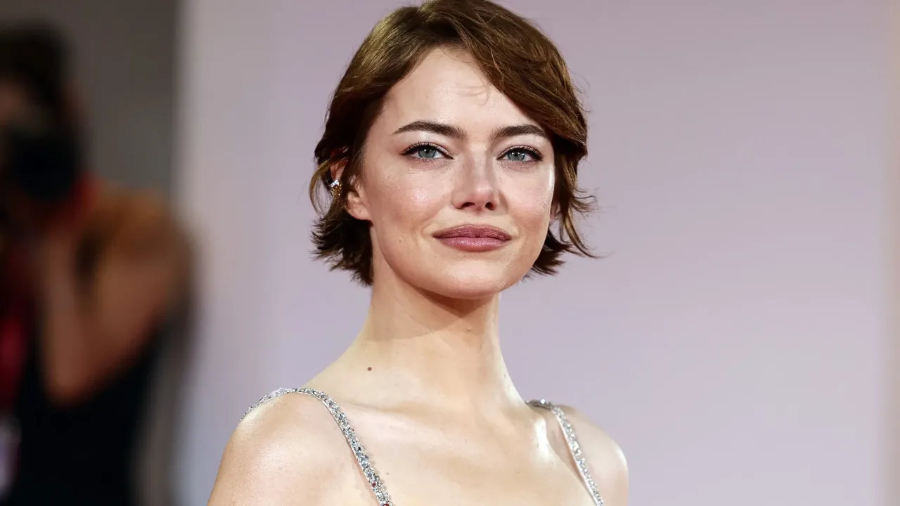Beauté à 95 % : l’actrice américaine Emma Stone désignée comme la plus belle femme du monde !