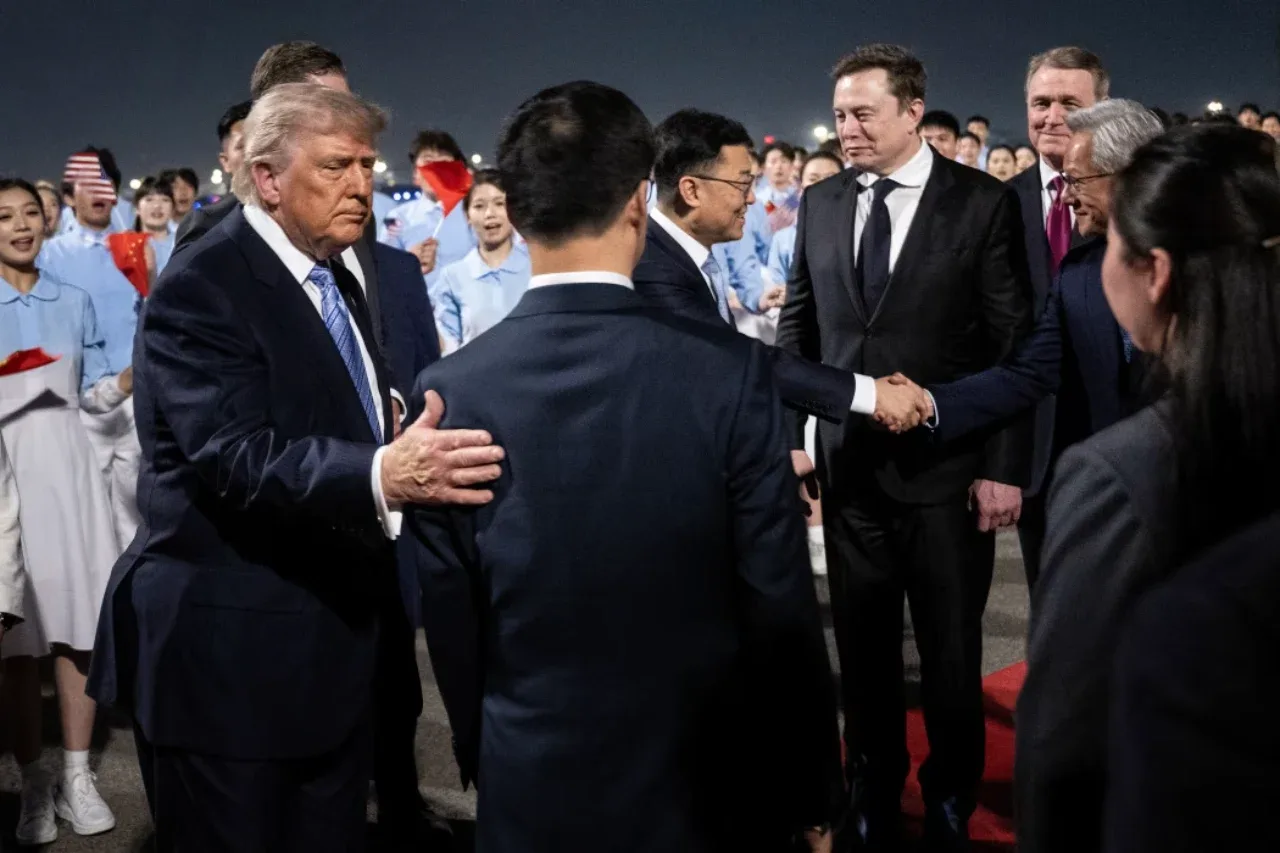 The Mystery Conversation Aboard Air Force One: Who Reconciled Trump and Musk?