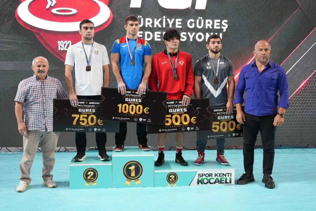  Разамбек Джамалов ва Ғуломжон Абдуллаев Кожаэлида чемпион бўлди!