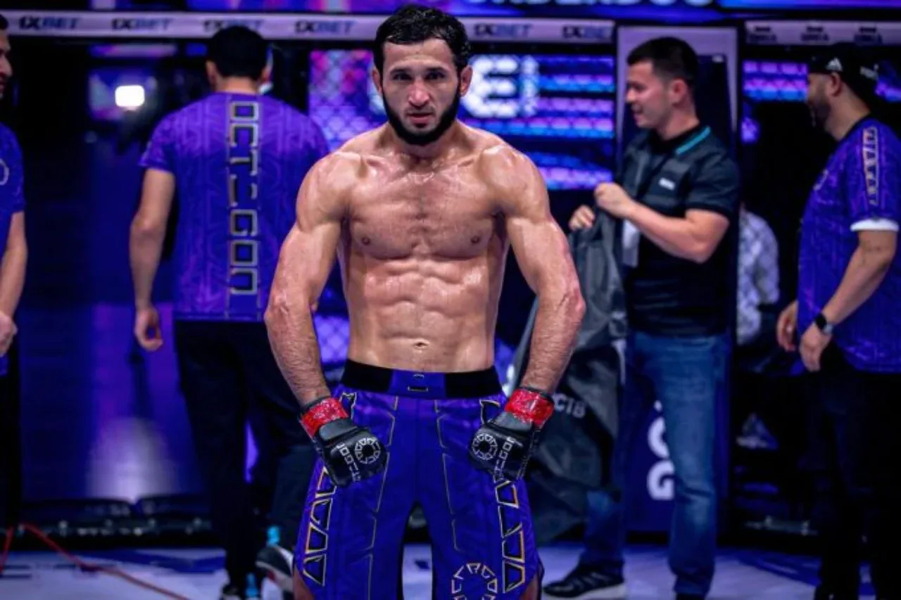Otajonov gets a title fight against Tajikistan representative