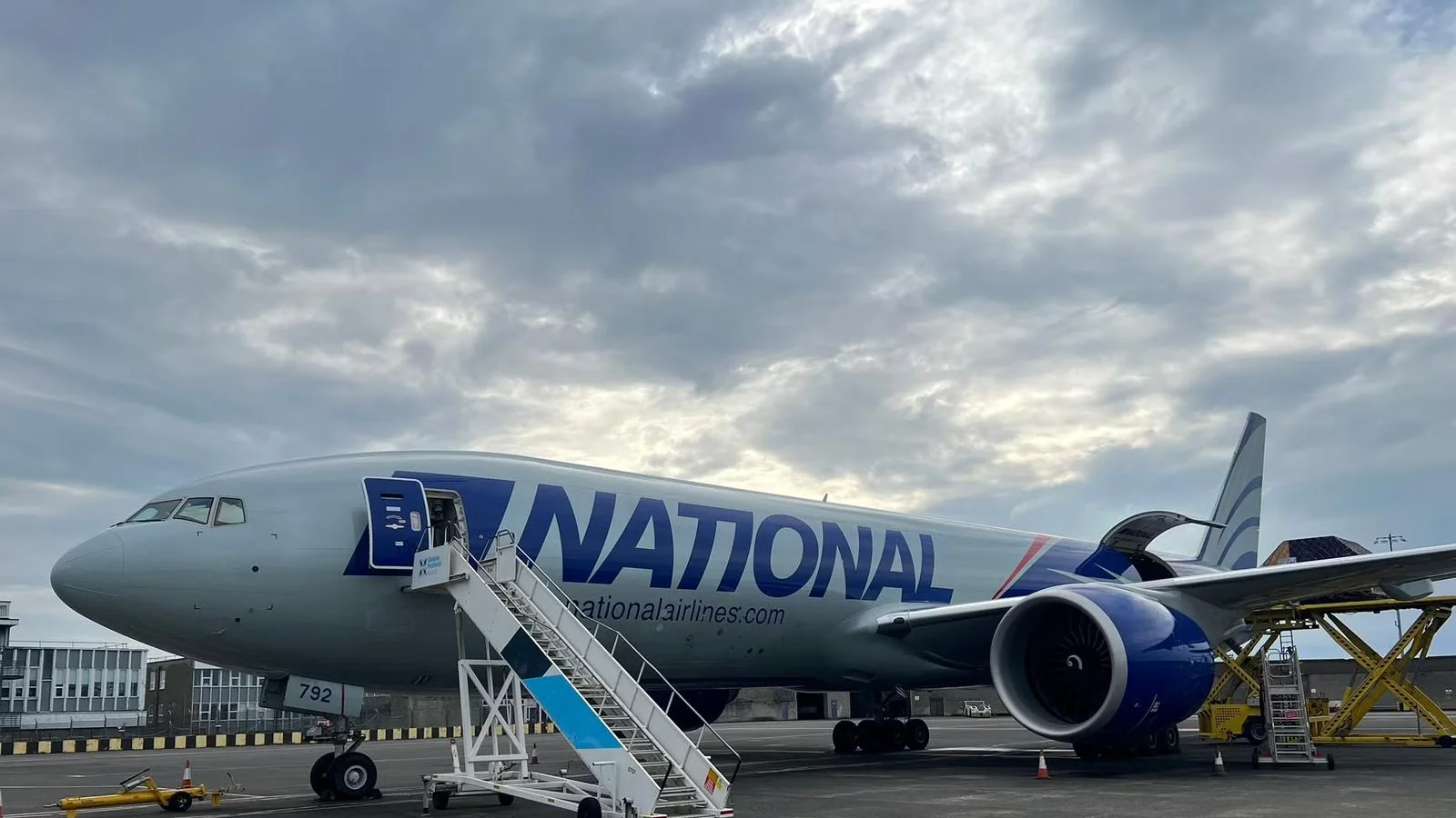 Le Boeing 777F établit un record de distance sans escale