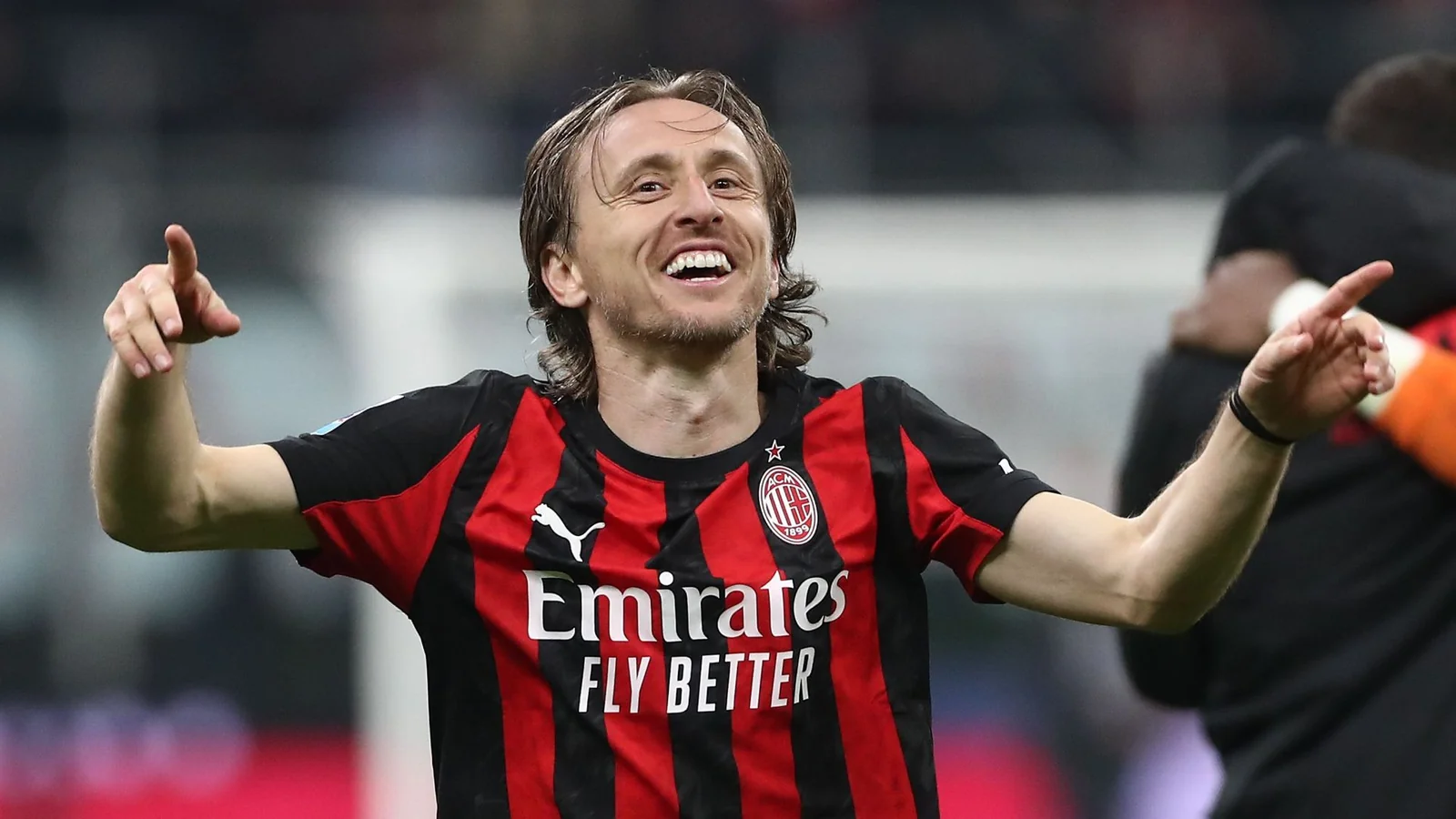 Luka Modrić Explains Why He Extended His Contract With Milan