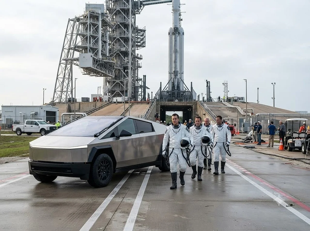 NASA Selects Tesla Cybertruck to Evacuate Astronauts