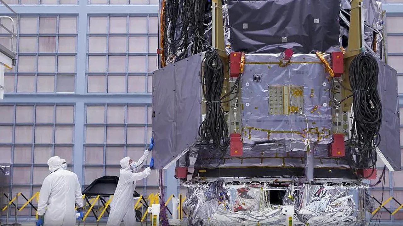 Le télescope spatial de la NASA se prépare au lancement après des problèmes budgétaires de 4 milliards de dollars