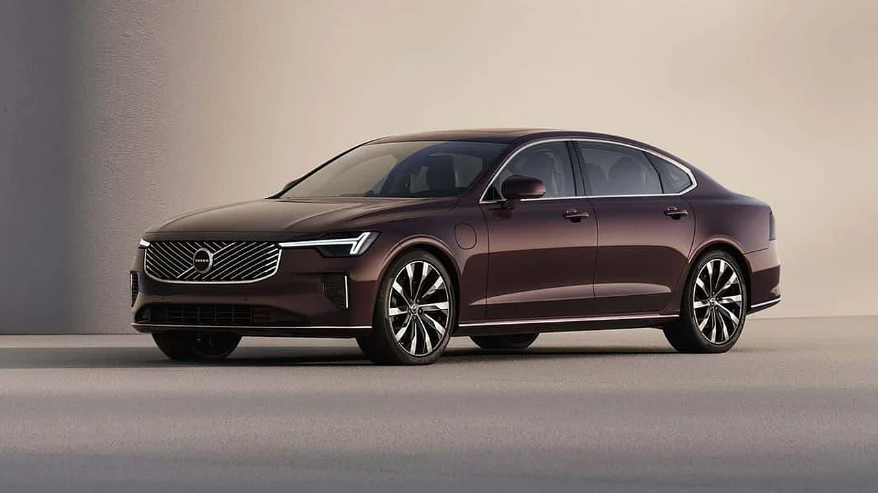 Volvo S90 флагман седанининг Хитойдаги нархи кескин туширилди