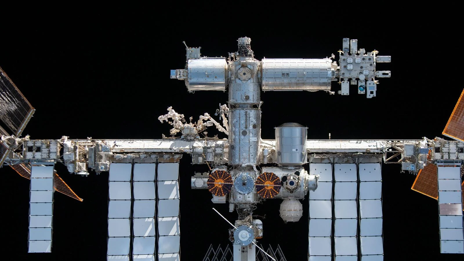 L’installation de l’antenne de communication de la Station spatiale internationale reportée