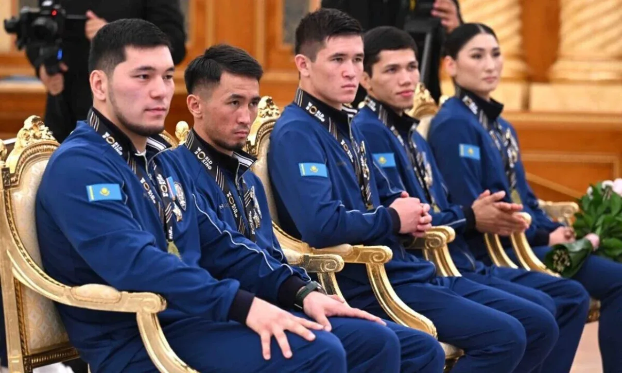Қозоғистон Осиё ўйинлари-2026 учун бокс бўйича расмий таркибини эълон қилди