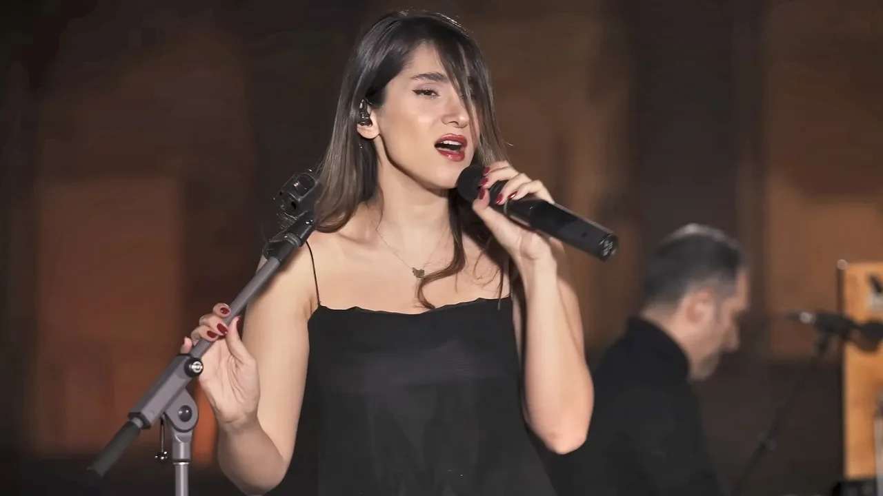 Sentence of 74 lashes upheld for famous Iranian singer