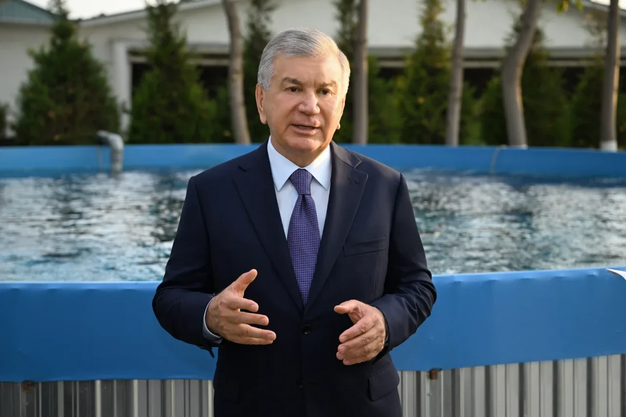 Shavkat Mirziyoyev Baliqchidagi noyob forel klasteri bilan tanishdi (video)