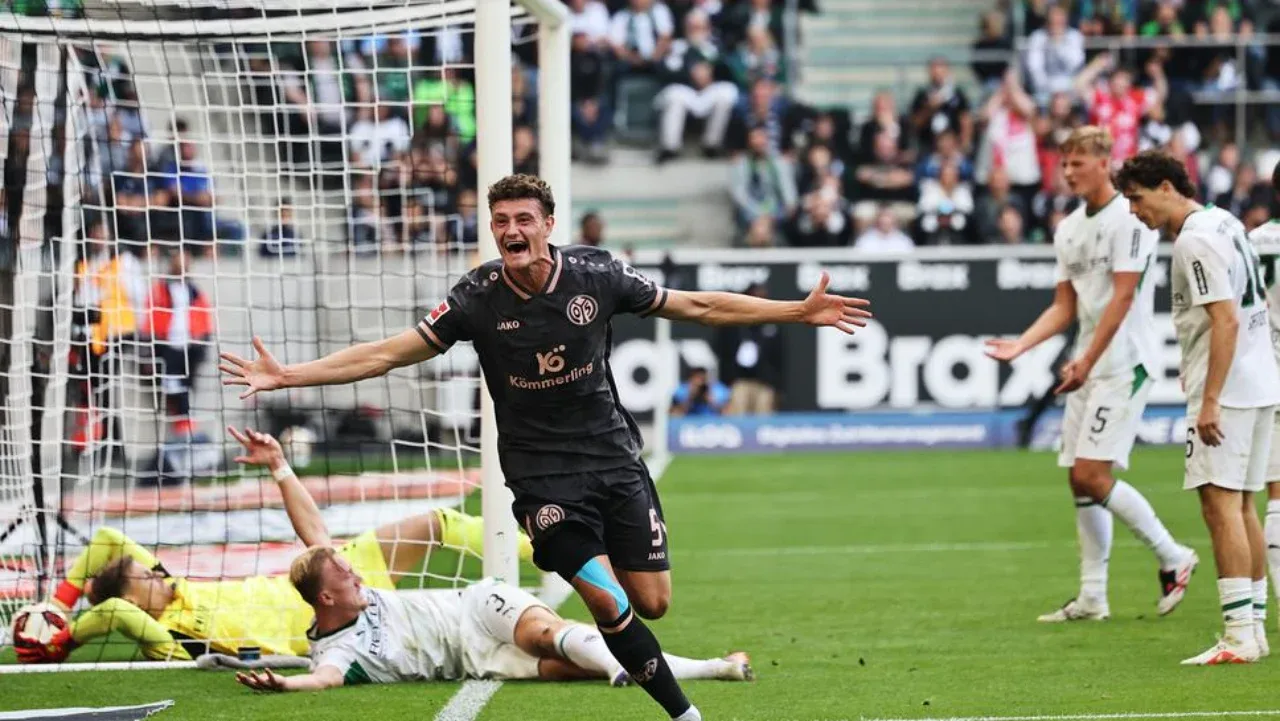 Super comeback from Werder after 0:2: Chaos in Mönchengladbach, draw in Frankfurt