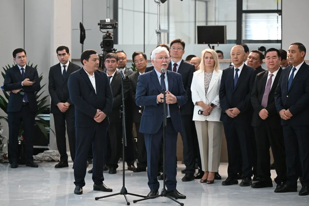Shavkat Mirziyoyev launches 206 new giant industrial projects at once in Andijan