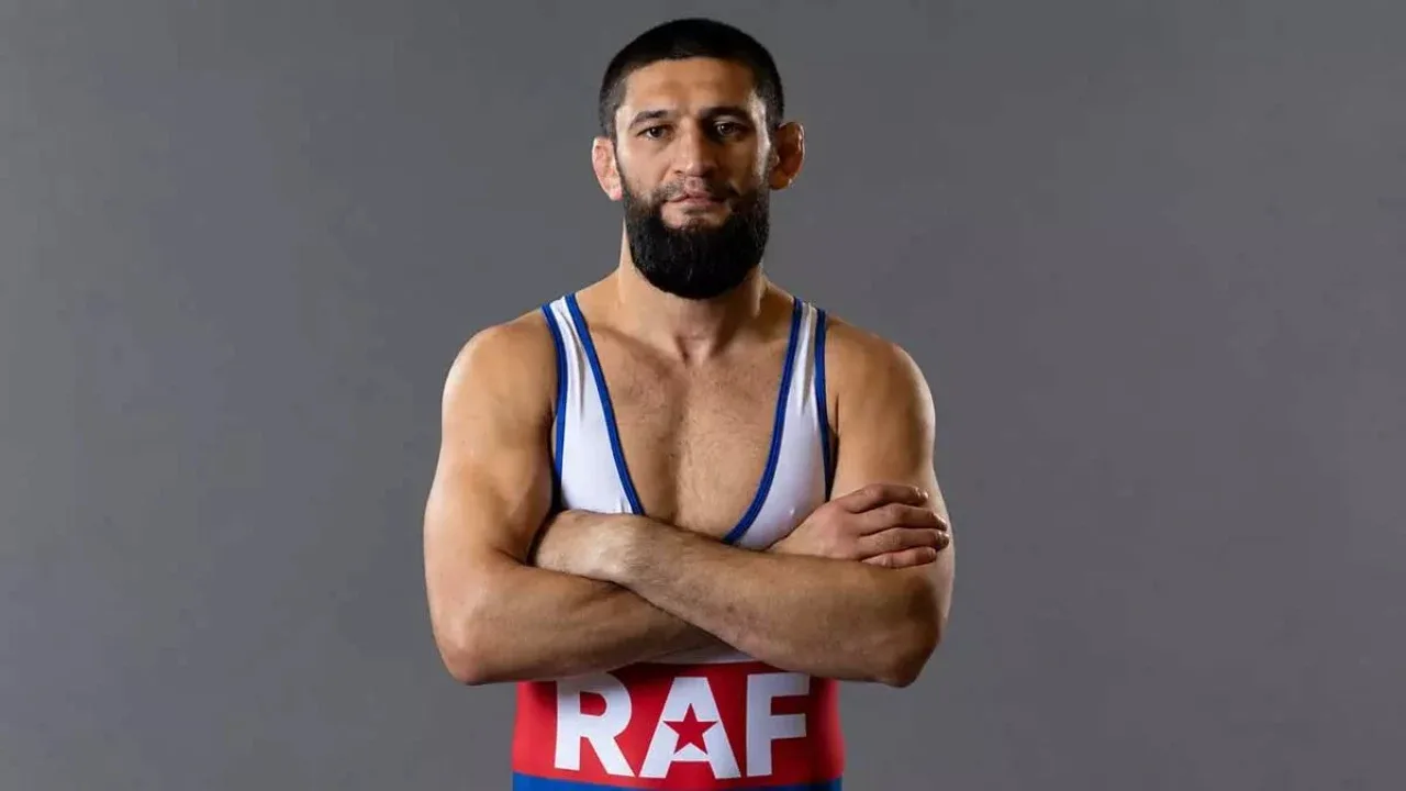 «Я бросаю вызов всем!»: Хамзат Чимаев намерен вернуться в октагон UFC до конца года