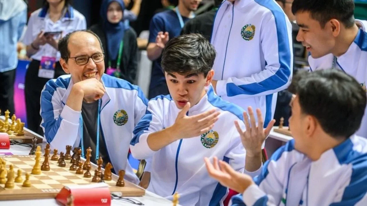 Chess Olympiad: Gukesh dropped to board 4, and an unexpected move from Kasimdzhanov!