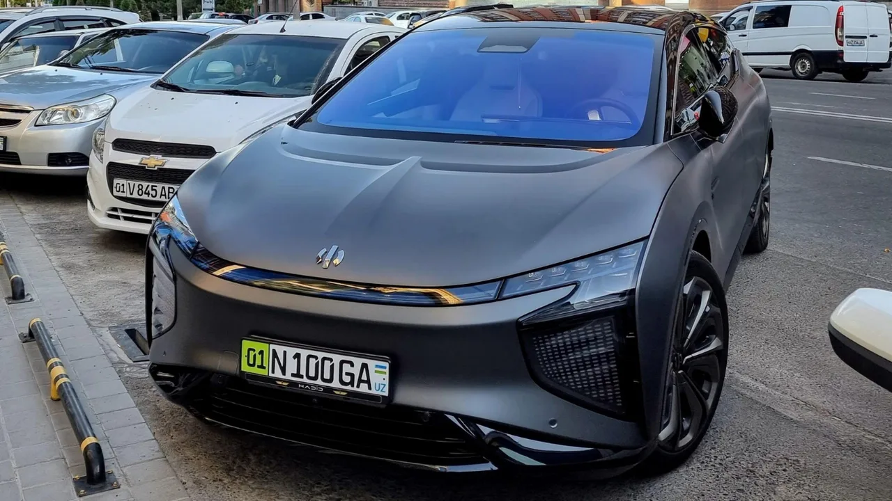 How many electric cars are there in Kashkadarya? Official information provided