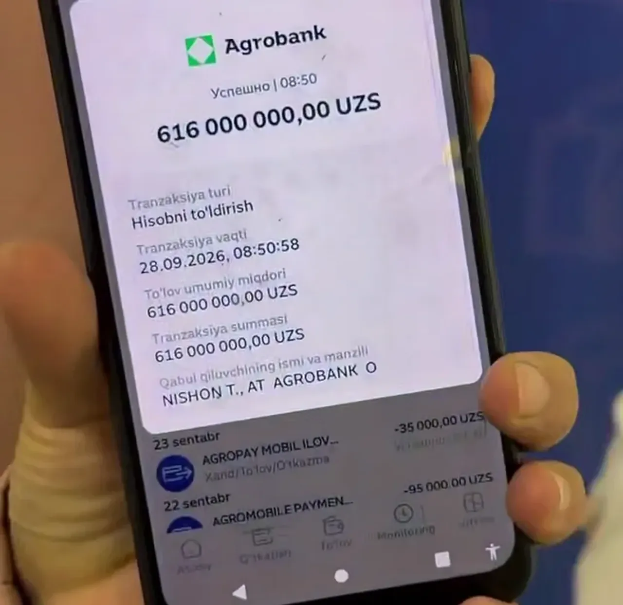 Ustozlarga bayram tuhfasi: 208 nafar o‘qituvchiga 616 million so‘mdan mukofot berildi