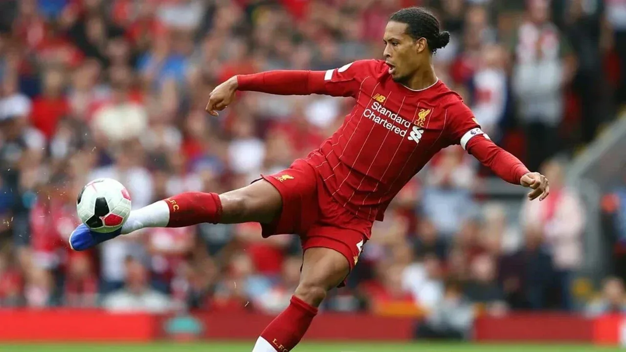 Is Van Dijk Moving to Real Madrid? Mourinho and AC Milan Join the Race for the 35-Year-Old Star!