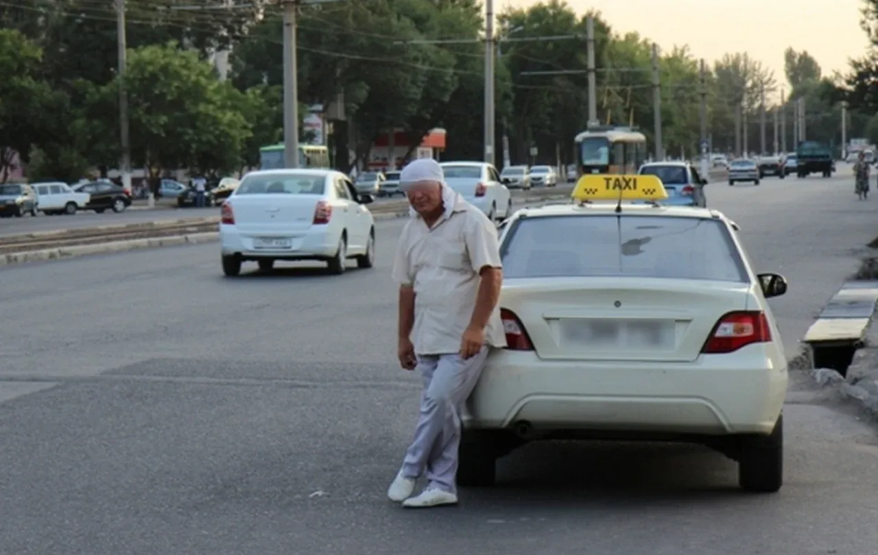 "Taksichi"lar kasbini o‘zgartirmoqdami? Ularning soni deyarli 300 mingtaga kamaydi