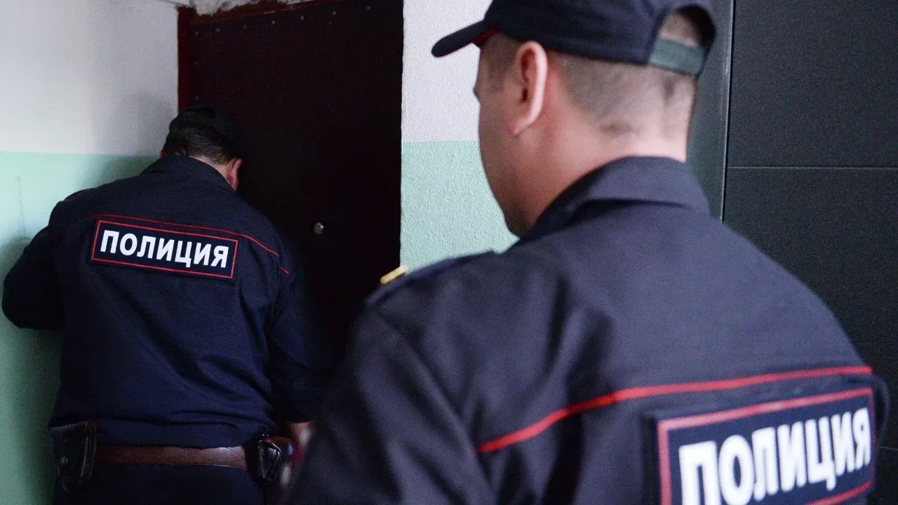 Санкт-Петербургда даҳшатли қотиллик: Ўғил ўз онасини ўлдириб, музлаткичга солиб қўйди