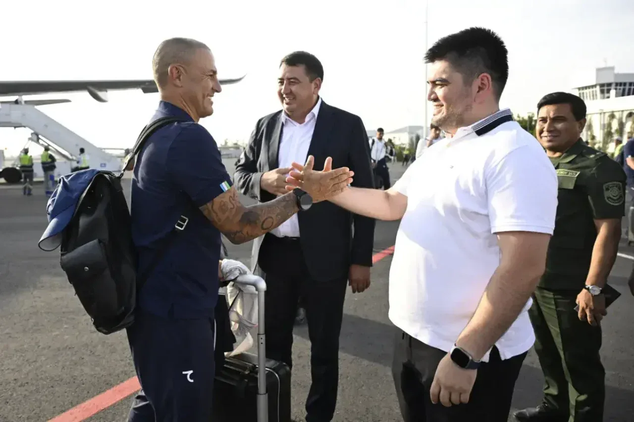 Our National Team Arrived in Fergana: Our Stars Warmly Welcomed Ahead of Match Against Iran