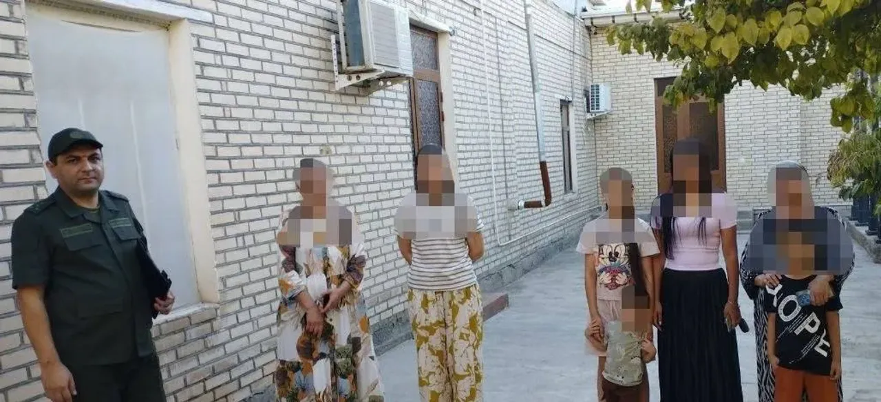 Оставшаяся с детьми на улице женщина вселена в свой дом