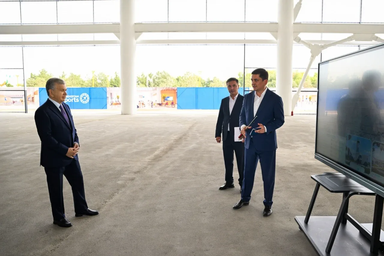 Andijan International Airport is being rebuilt: Shavkat Mirziyoyev inspects the construction progress