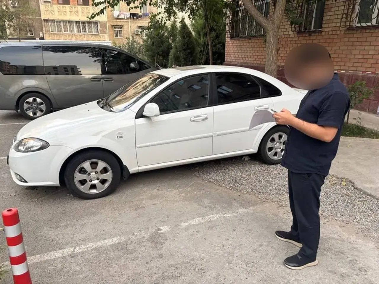 Unpaid debt leads a "Lacetti" to auction