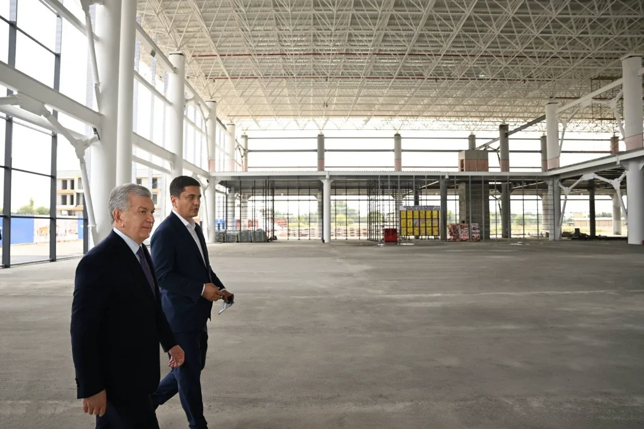 Andijan International Airport is being rebuilt: Shavkat Mirziyoyev inspects the construction progress
