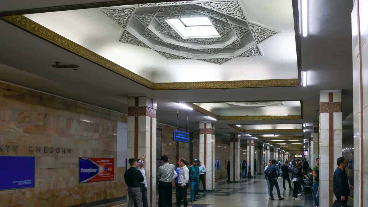 A foul odor spread in the metro station: the cause has been revealed