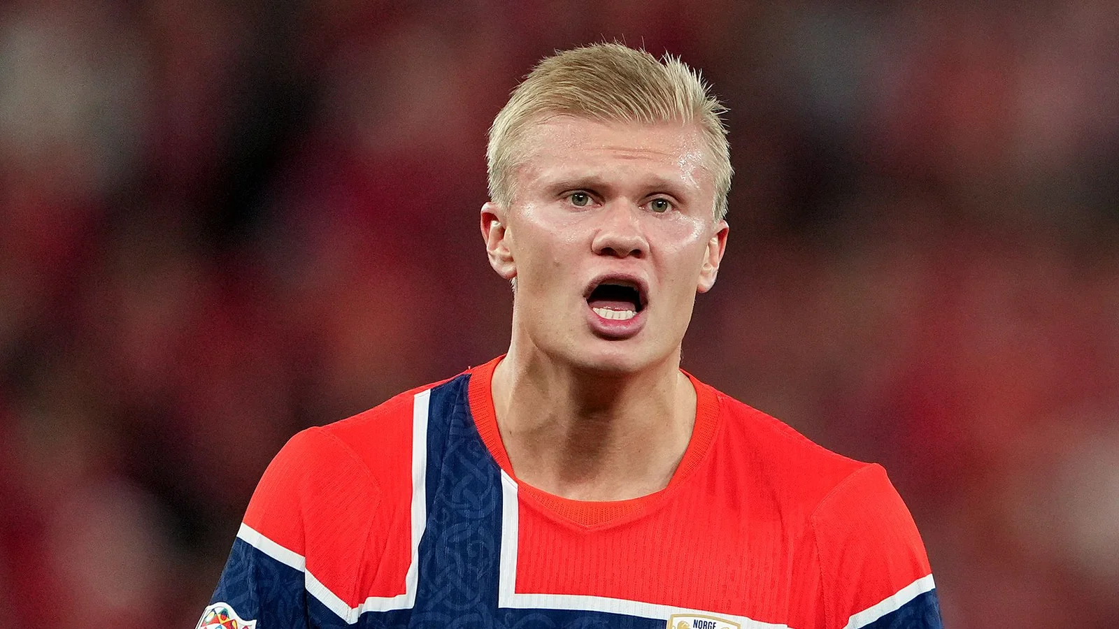 Erling Xoland Ronaldudan oʻzib ketdi va Norvegiya gʻalabasini taʼminladi