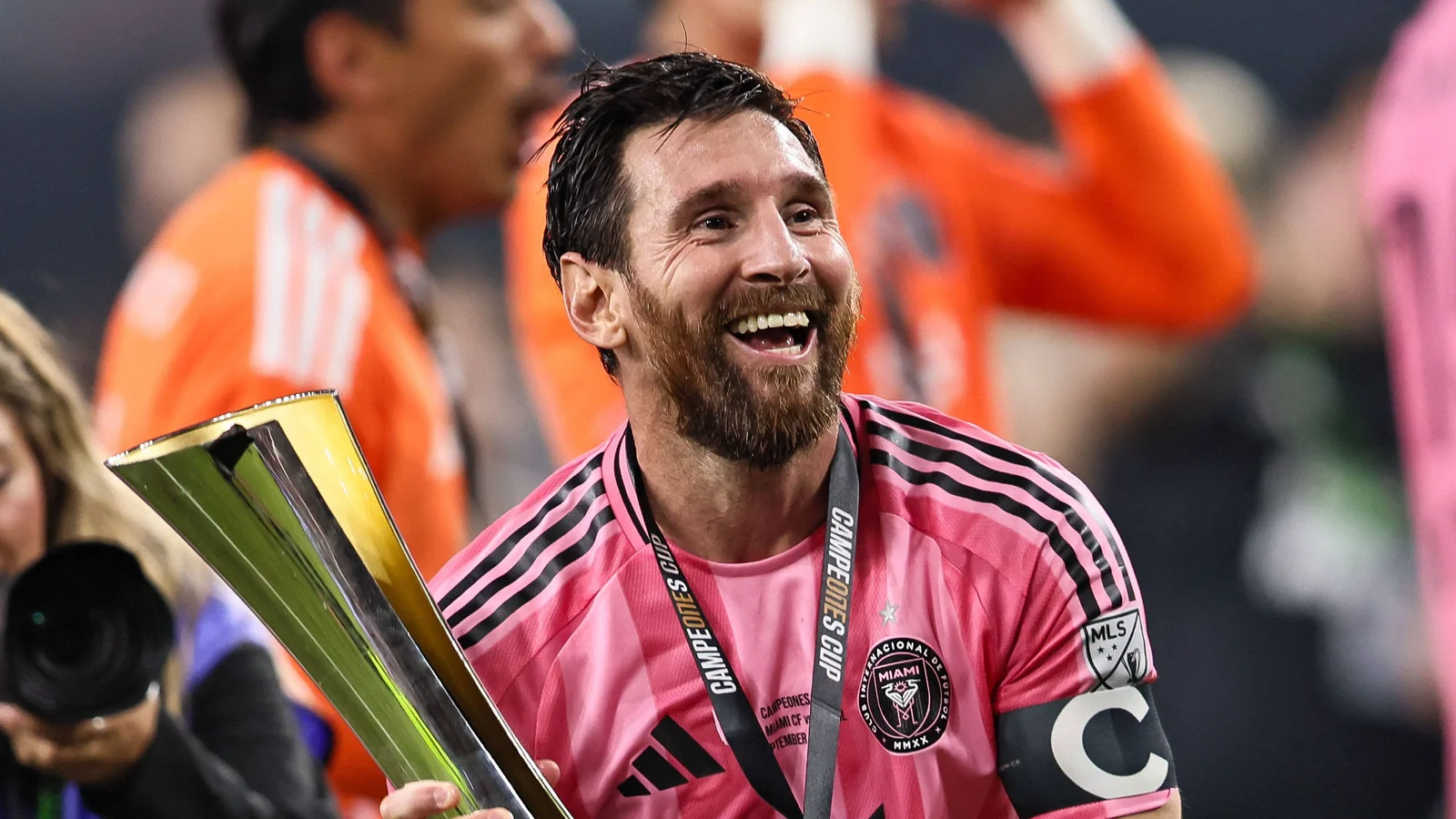Karolina Olgin richtet eine besondere Botschaft an Lionel Messi