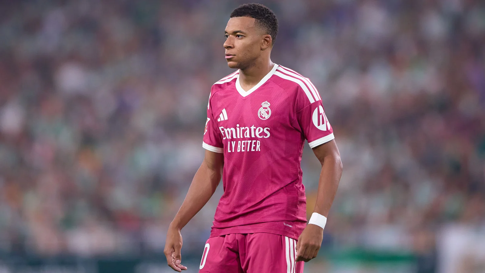 Christophe Dugarry critique le rêve de Ballon d'Or de Kylian Mbappé