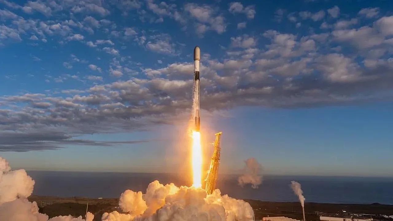 SpaceX bringt weitere Starlink-Satelliten erfolgreich in den Orbit