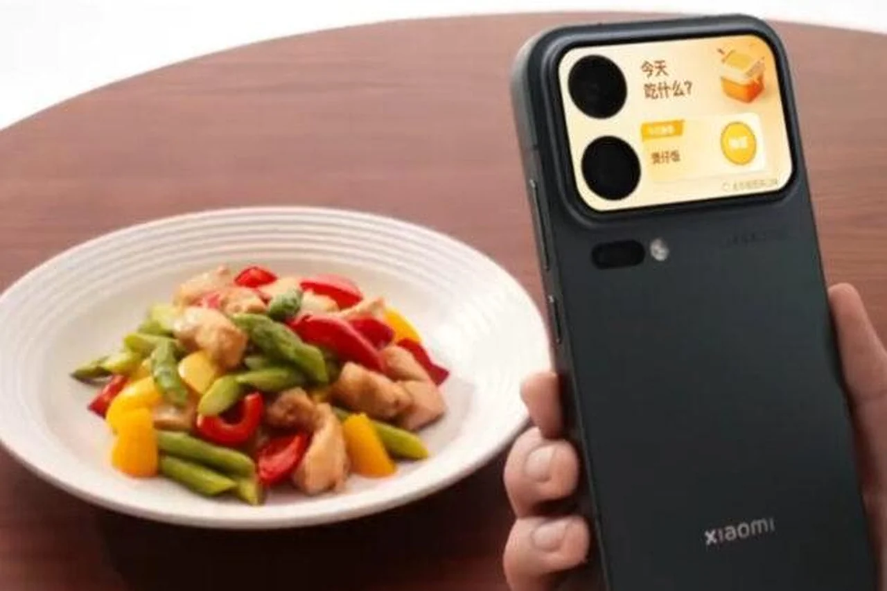 Xiaomi 18 Pro Max Zweitdisplay erstellt Apps mit KI
