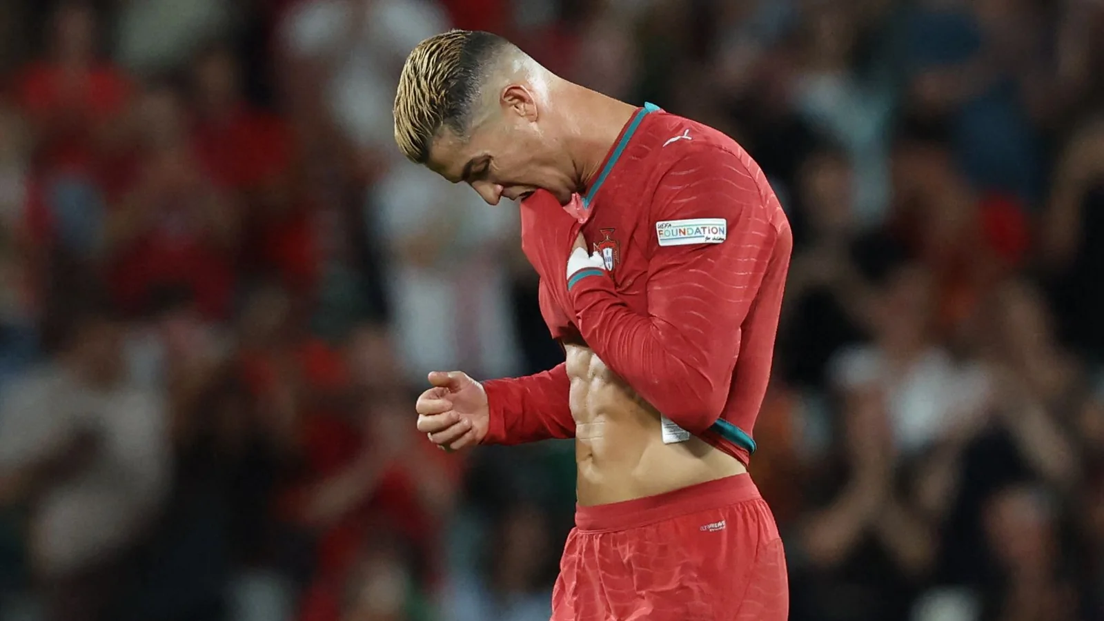 Jorge Jesus explains why he substituted Cristiano Ronaldo