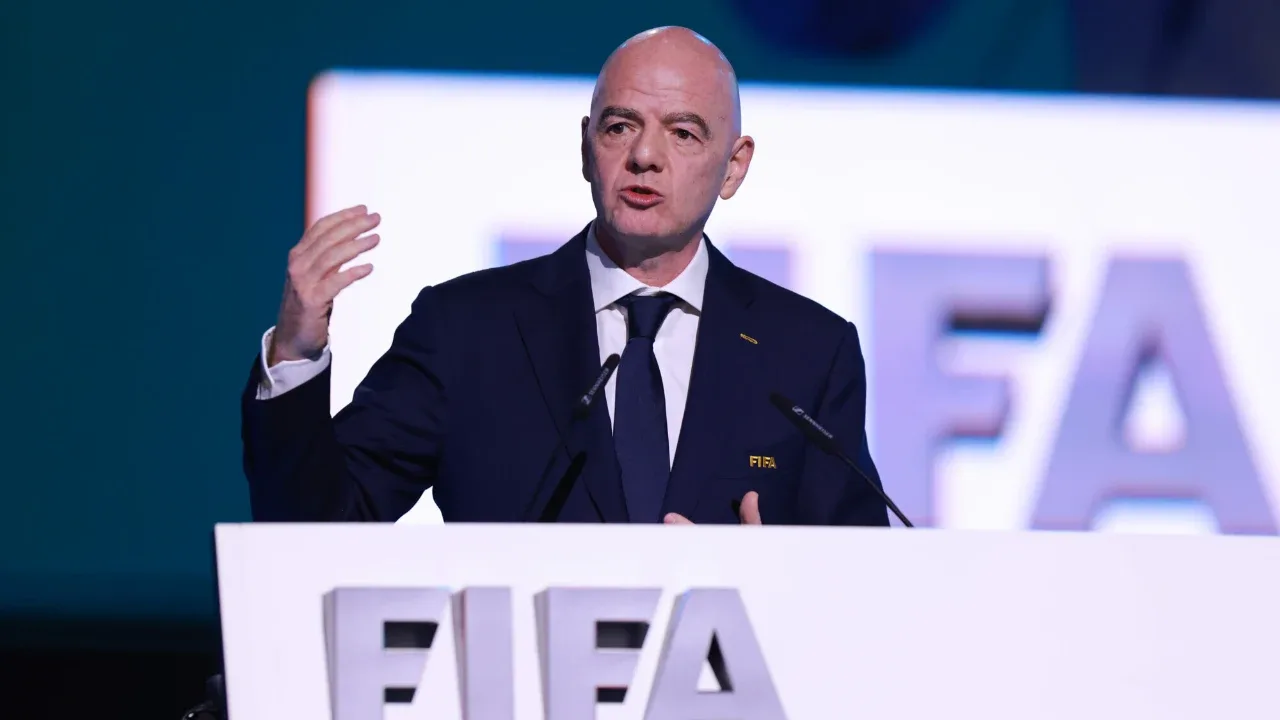Gianni Infantino impliqué dans un scandale de revenus cachés de la FIFA