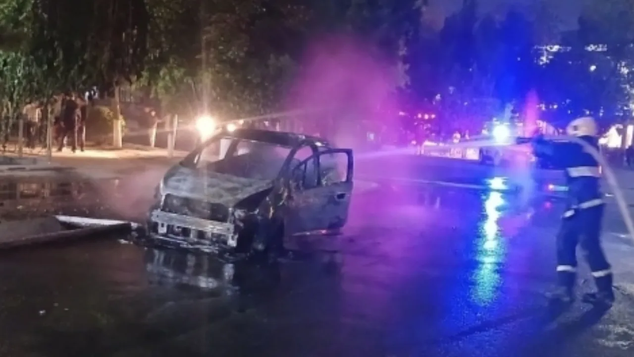 Moving Spark catches fire in Andijan