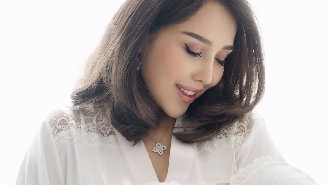 Dilnoz Hakimova talks emotionally about changes in her motherhood life and her baby girl