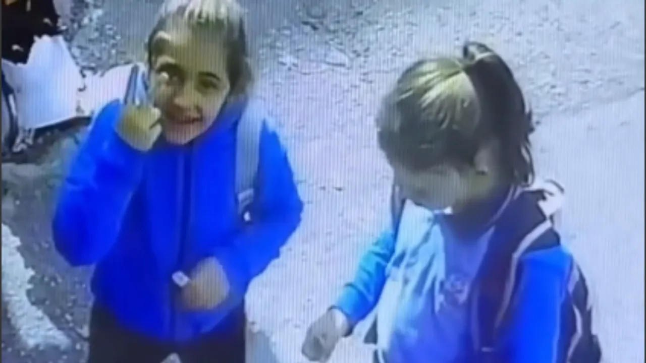 In Turkey, two sisters took a drink from a closed shop and left the money under the door (video)